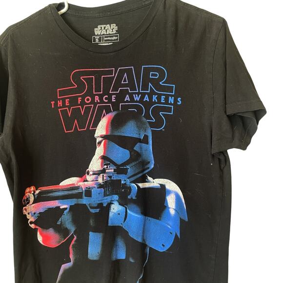 Star Wars The Force Awakens Gun Aiming Stormtrooper Black T-Shirt Size Small - Picture 3 of 5